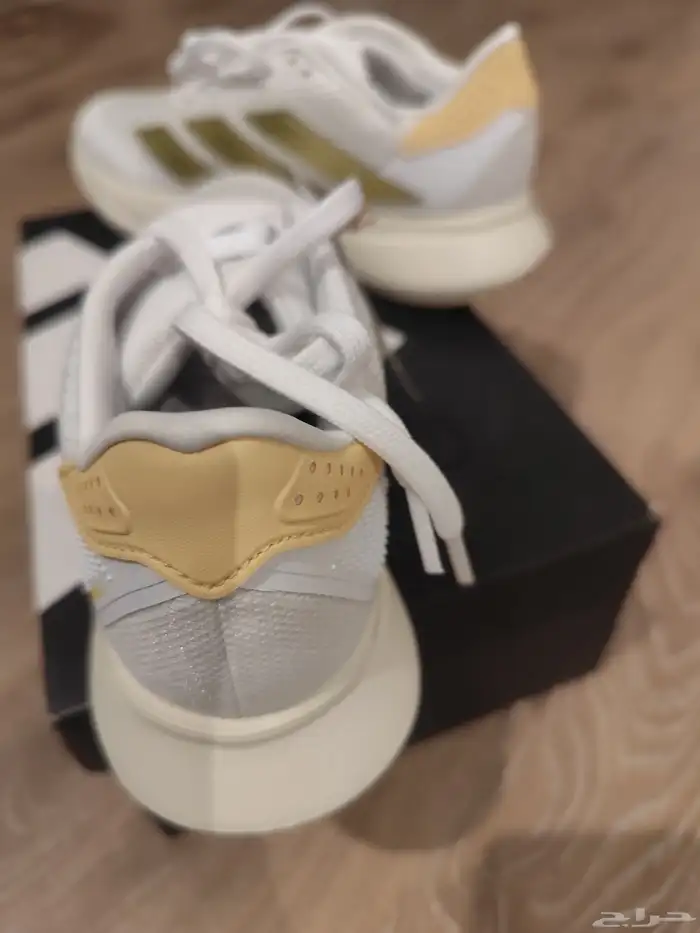 حذاء اديداس جديد 38 الجبيل 3