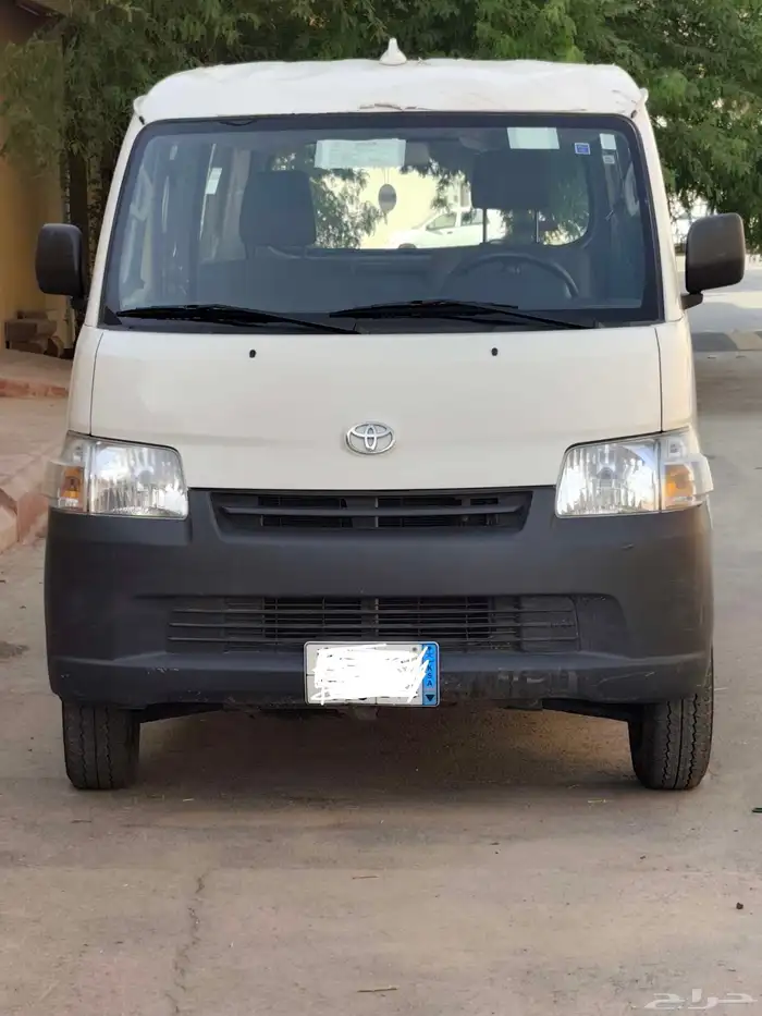 تويوتا باص بضاعة موديل 2024 0