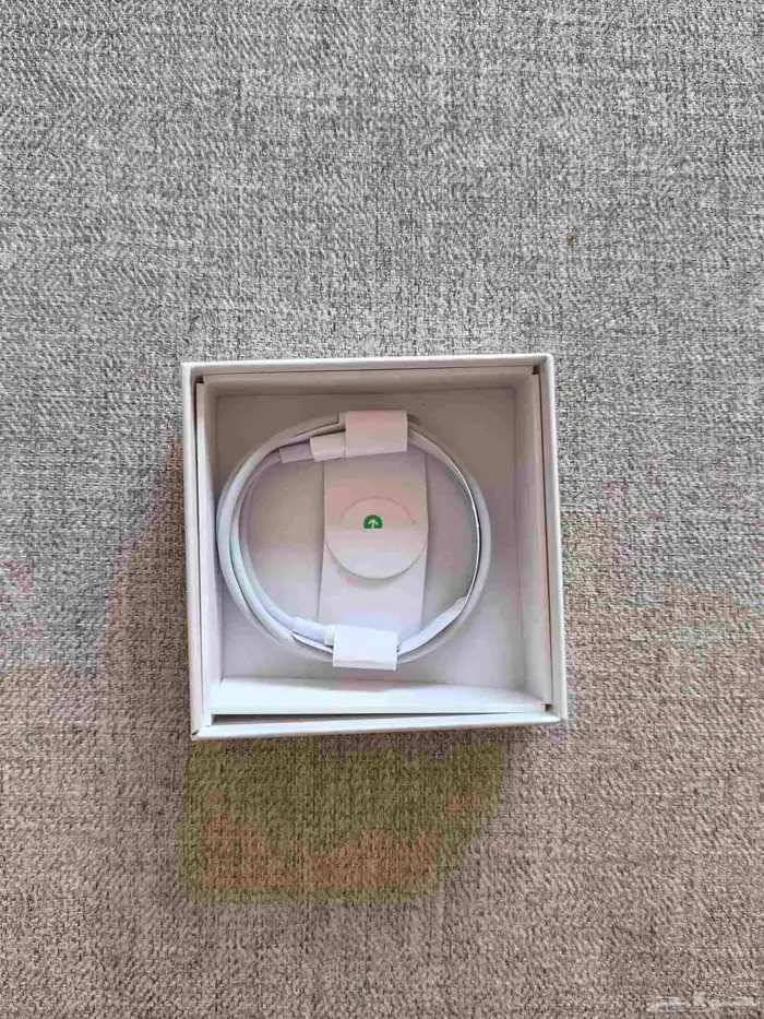 AirPods 3 Brand New Slightly Used 3
