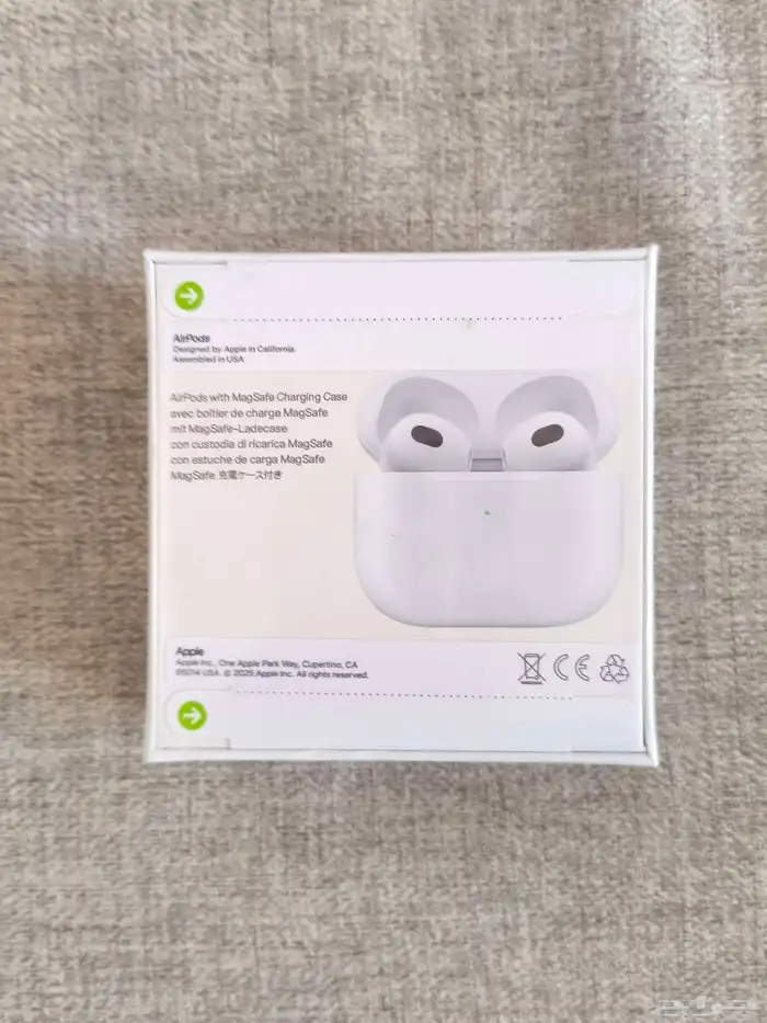 AirPods 3 Brand New Slightly Used 2