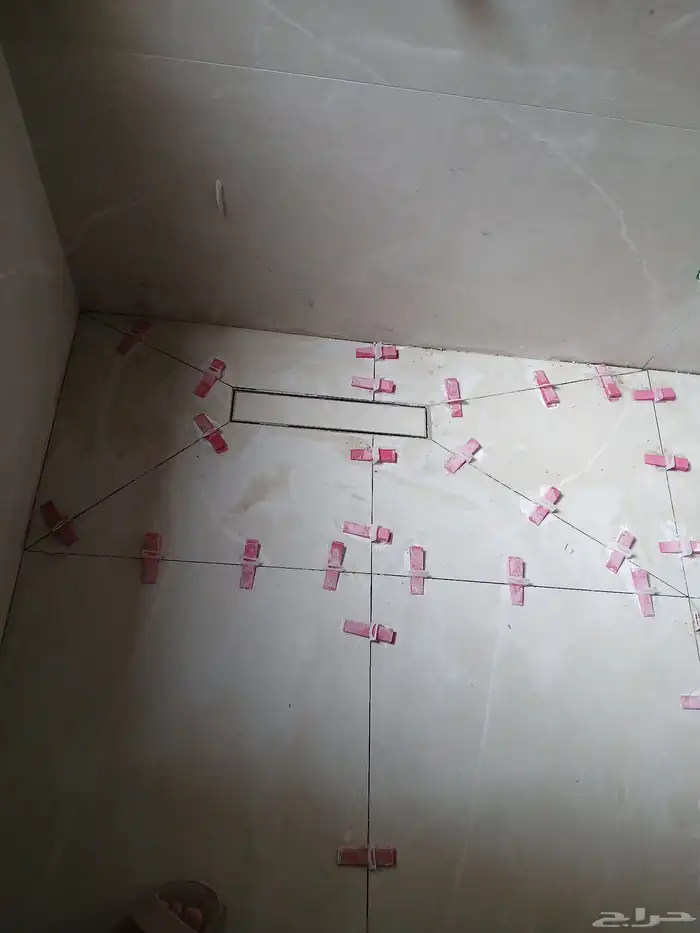 مبلط معلم بلاط الجمع انواع سلاميك حمامات مطبخ ارضيه سطامطبخ 5