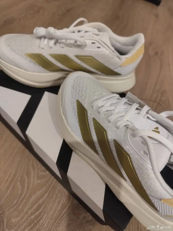 حذاء اديداس جديد 38 الجبيل 0