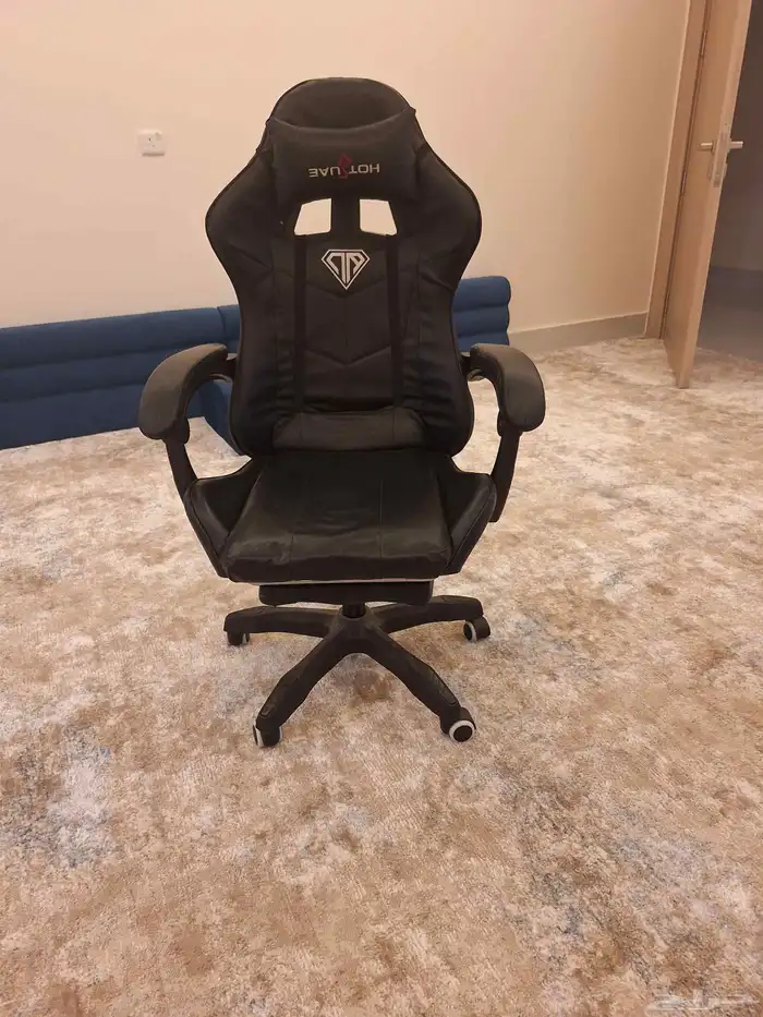 كرسي قيمنق شبه الجديد مافيه عيوب ببيعه لعدم الحاجه 0