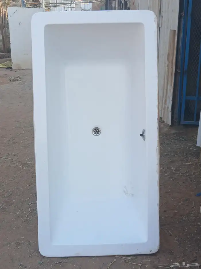 بانيوا مستعمل خفيف سليم 1