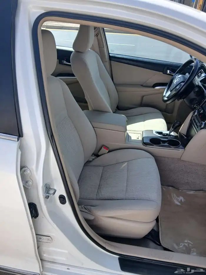 تايوتا كامري فل كامل 2015 سعودي 12