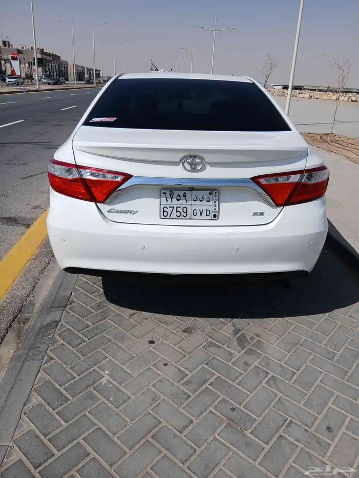 تايوتا كامري 2017 شرط نظيف جدا 23