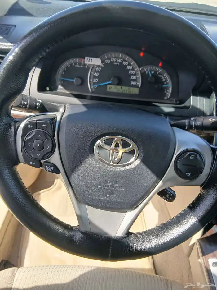 تايوتا كامري فل كامل 2015 سعودي 22