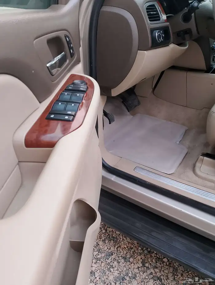 يوكن 2008 قصير فل كامل نظيف جدا وبحالة الوكالة (مستخدم واحد) 7