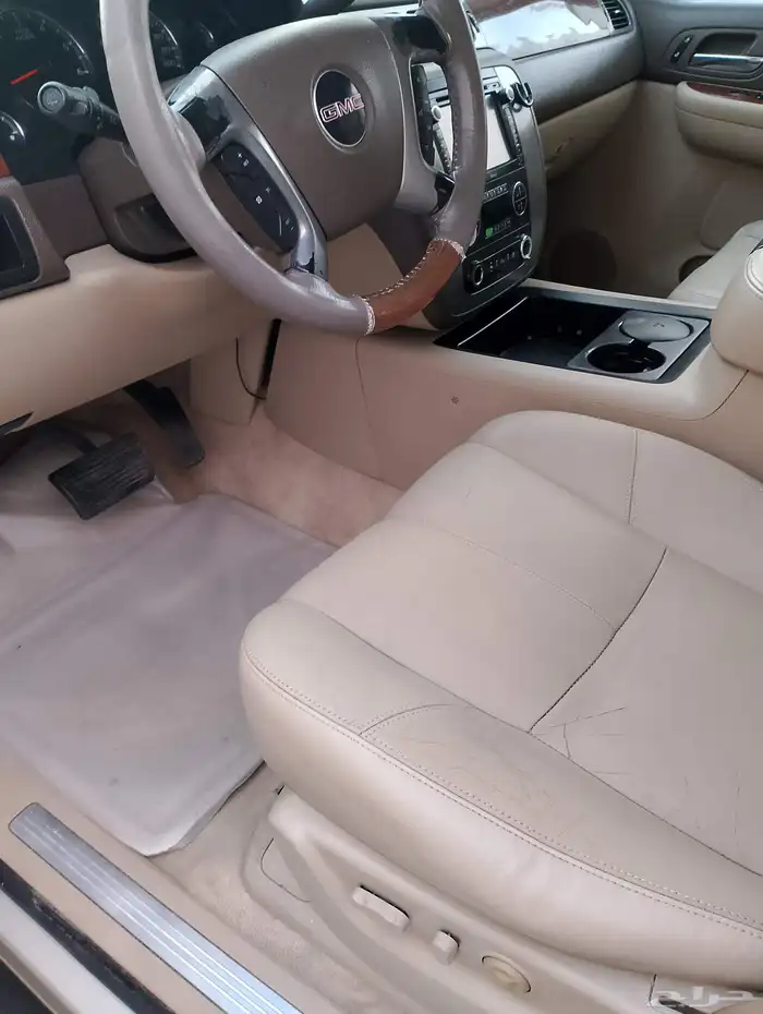 يوكن 2008 قصير فل كامل نظيف جدا وبحالة الوكالة (مستخدم واحد) 8