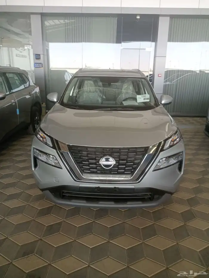 نيسان اكستريل استاندر 5 و 7 مقاعد موديل 2026 2
