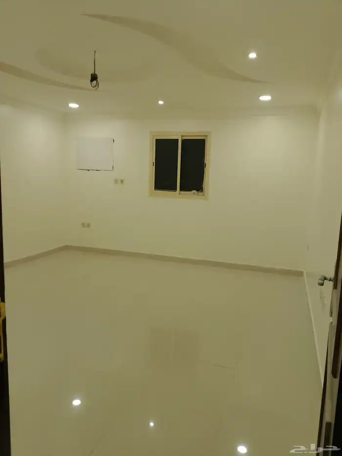 للايجار ملحق حي احد بالدمام 5 غرف السعر 24 الف دوفعات فقط 8