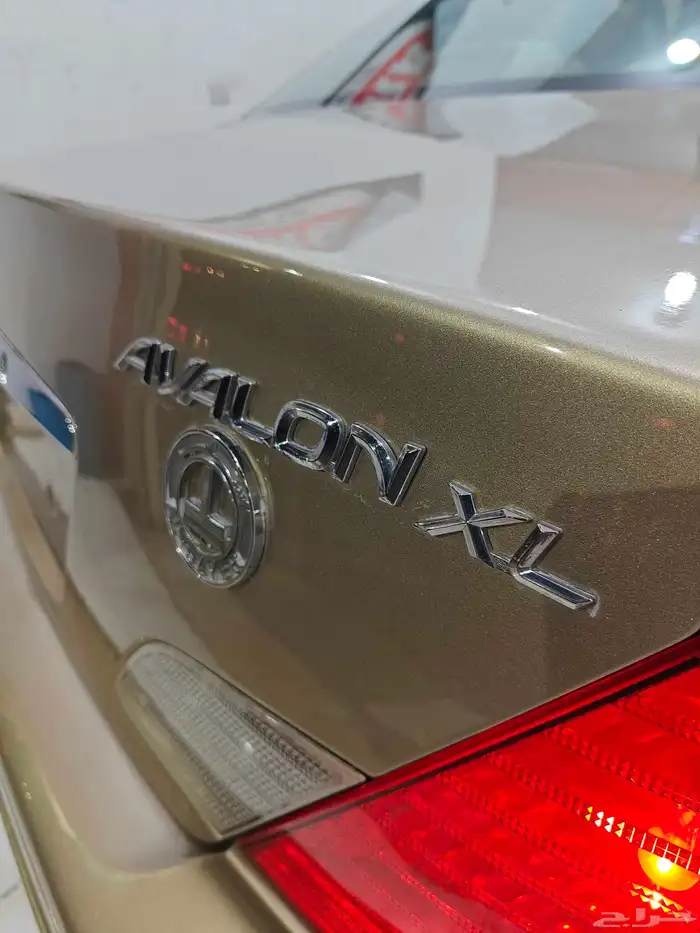 للبيع أفالون موديل 2002 نظيف جدا مجدد بالكامل 31