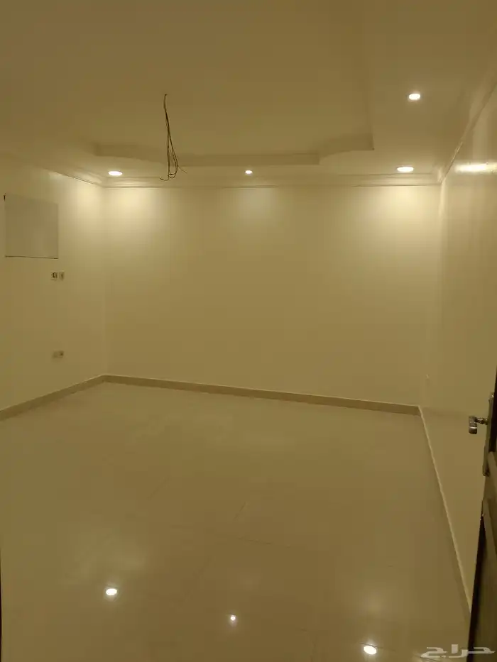 للايجار ملحق حي احد بالدمام 5 غرف السعر 24 الف دوفعات فقط 4