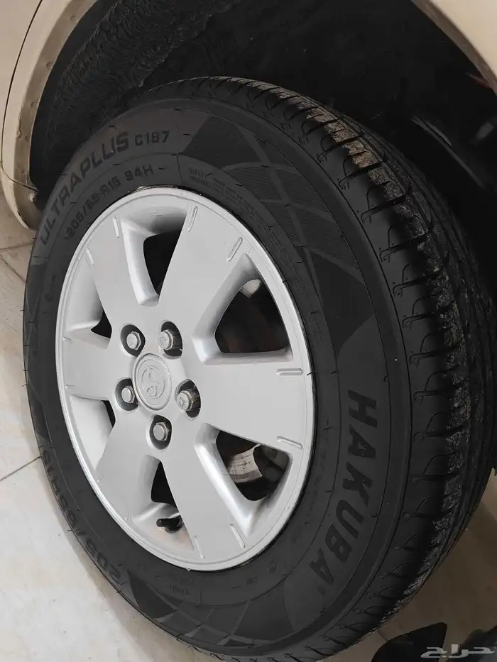 للبيع أفالون موديل 2002 نظيف جدا مجدد بالكامل 41