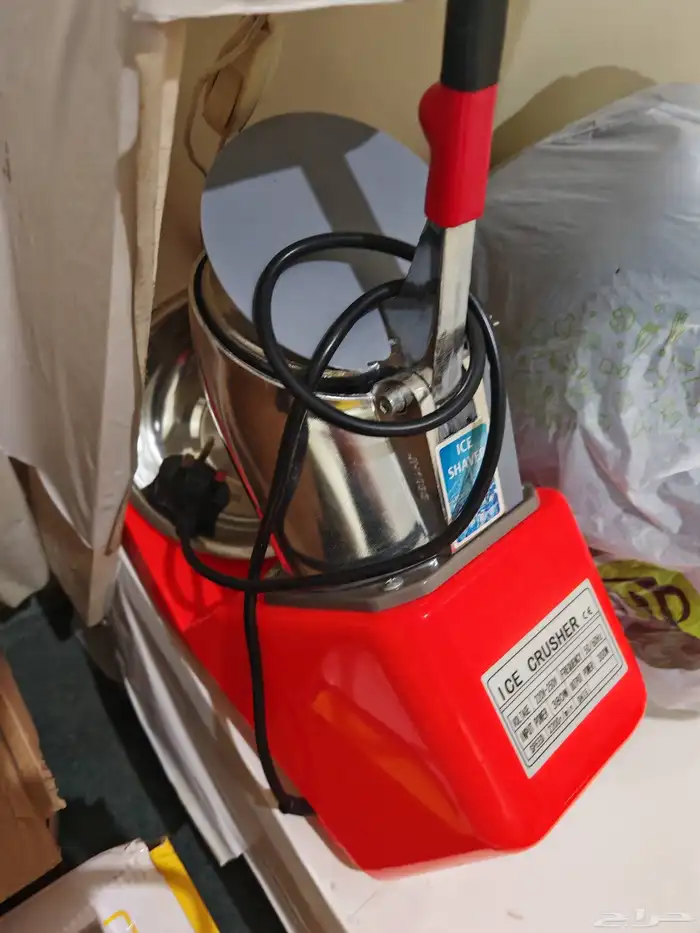 فرصة أغراض مطعم شبه جديدة 3