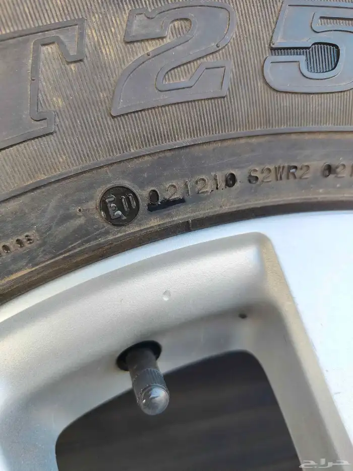 كفرات مع جنوط لاندكروزر صالون 6