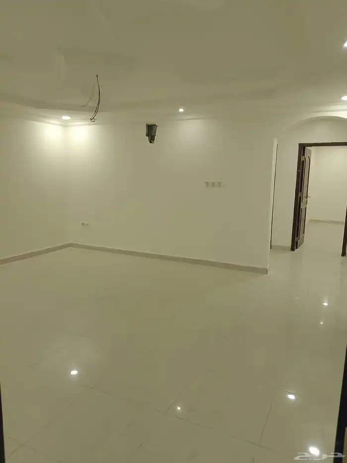 للايجار ملحق حي احد بالدمام 5 غرف السعر 24 الف دوفعات فقط 2