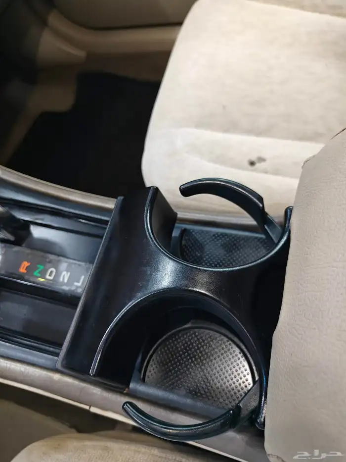 للبيع أفالون موديل 2002 نظيف جدا مجدد بالكامل 33