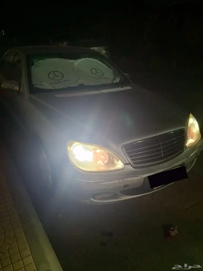 مرسيدس فياقرا 2004 للبيع 1