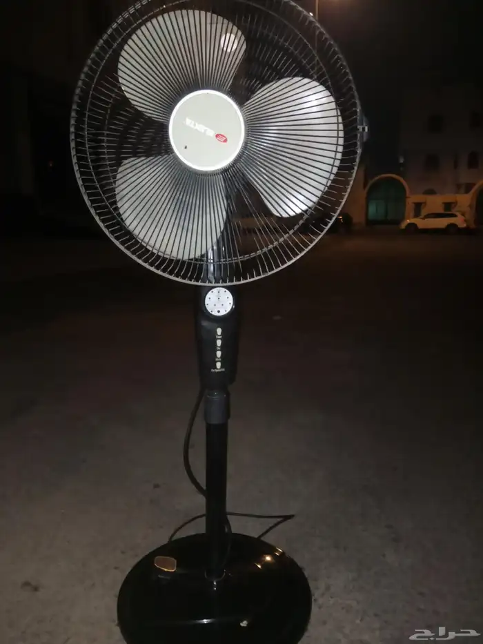 مروحه ازرار سليمه 70 ريال   موقد كهربائي 40 ريال سليم كمان 0