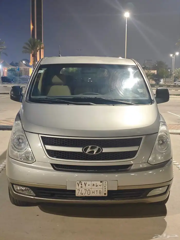 هونداي 2012 H1 0