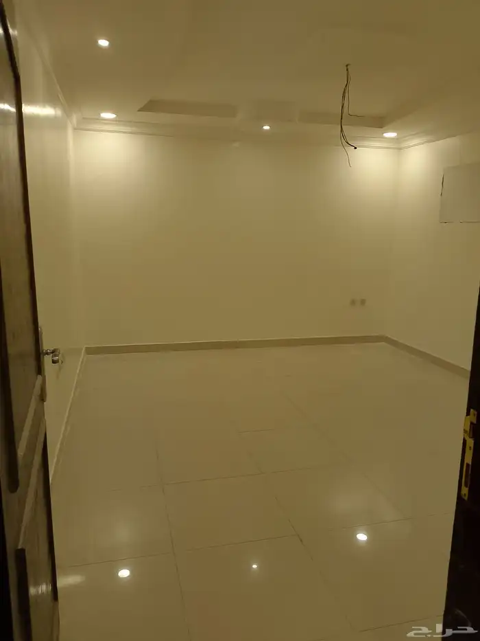 للايجار ملحق حي احد بالدمام 5 غرف السعر 24 الف دوفعات فقط 6