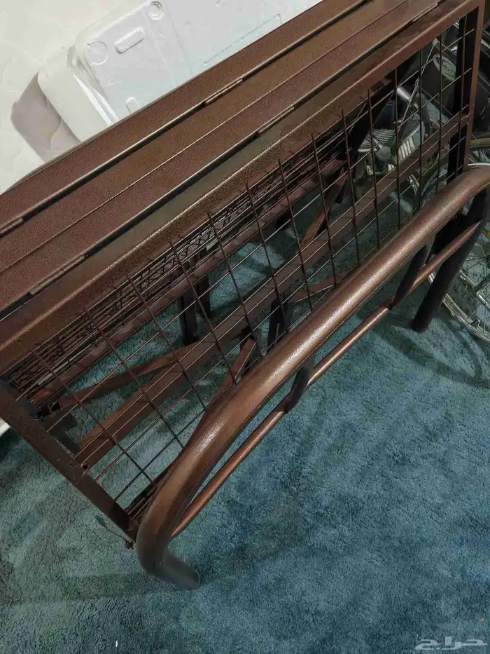 فرصة أغراض مطعم شبه جديدة 0