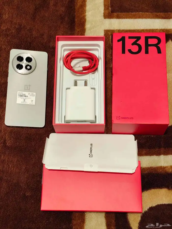 OnePlus 13R (16 512GB) box and complete accessories 5