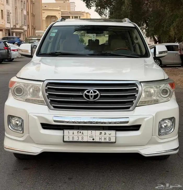 لاندكروزر 2013 GXR3 فل كامل بريمي 1