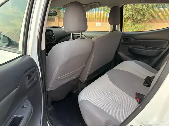 مستوبيشي L200 2020 14