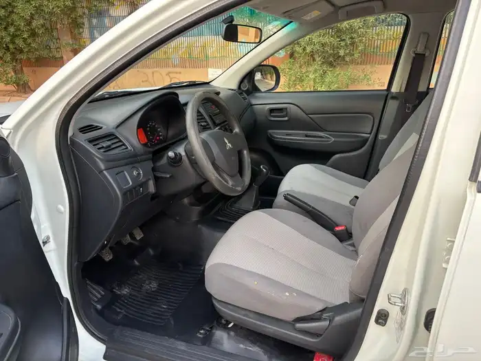 مستوبيشي L200 2020 11