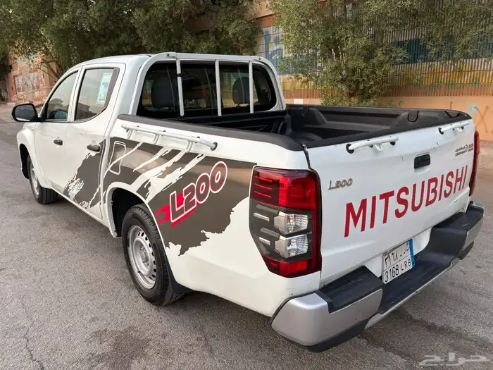 مستوبيشي L200 2020 5