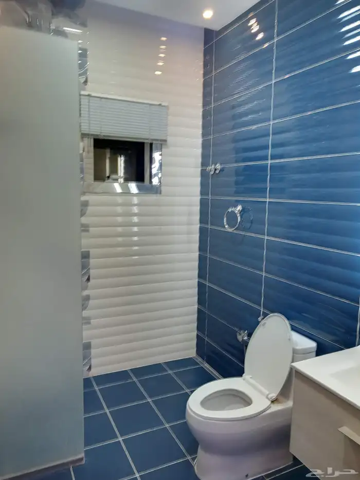 فيلا للبيع زاويه 965 متر 19