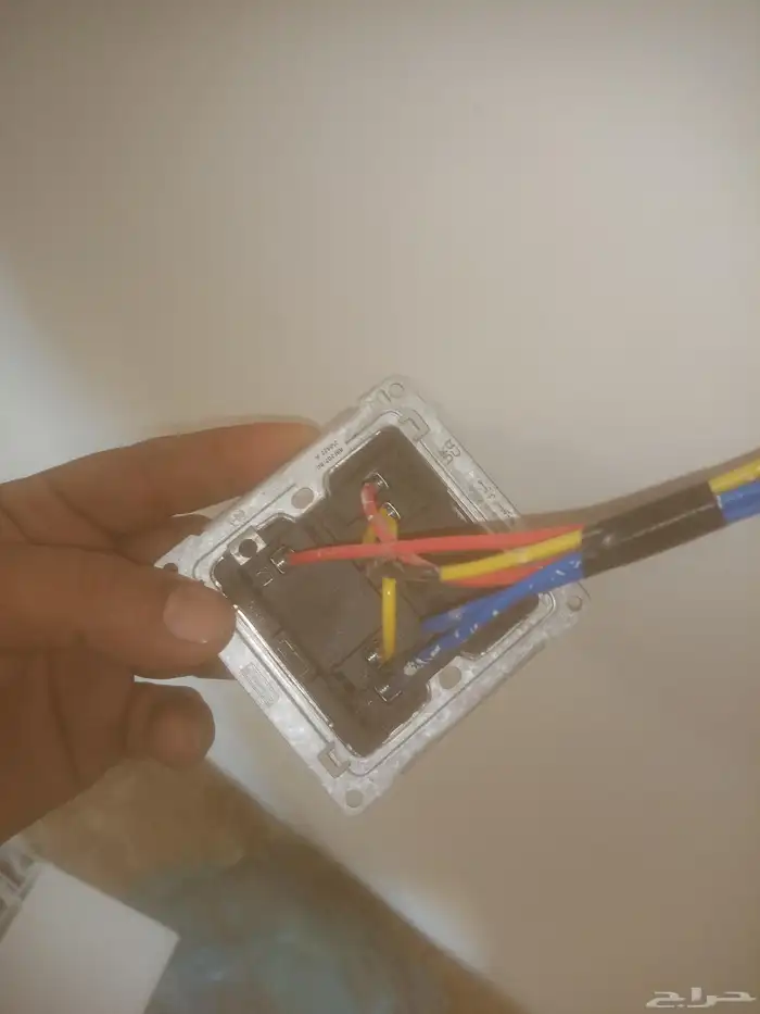 معلم كهربائي بالمدينة فني كهربائي منازل بالمدينة المنورة 4