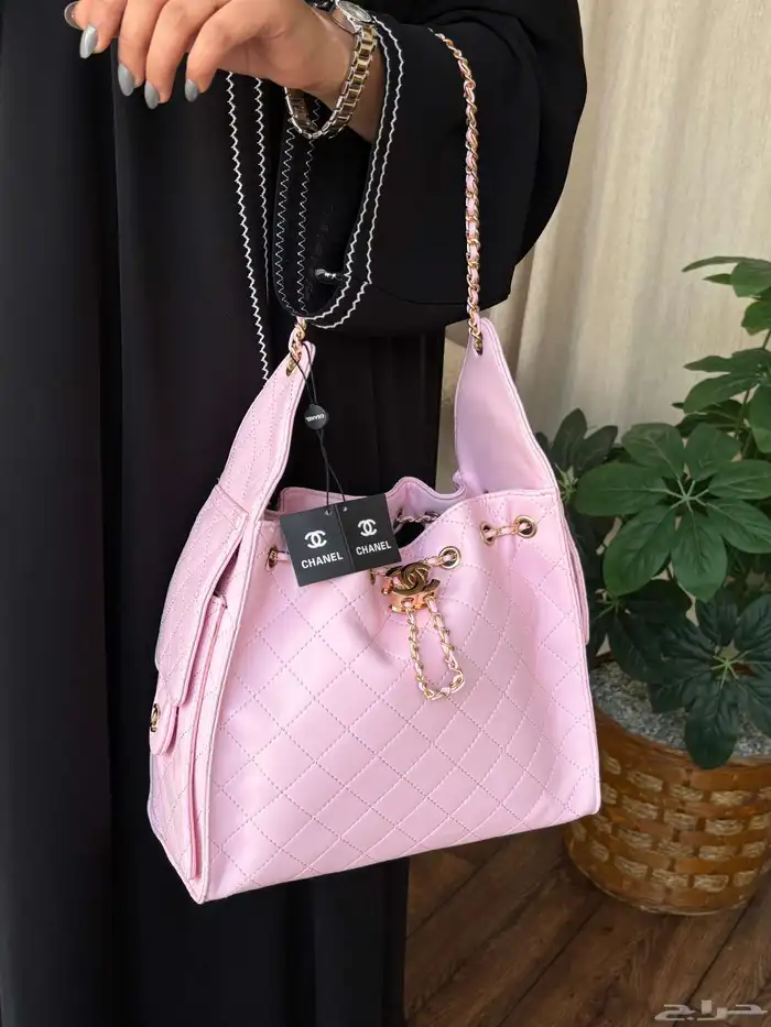 شنط ماركه الهبه 12