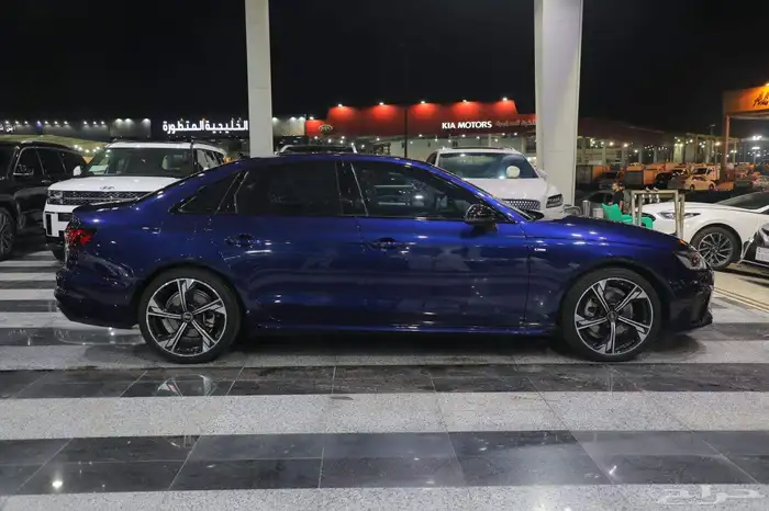اودي A4. موديل 2025 Sline 4