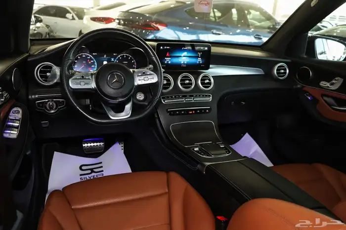 مرسيدس GLC300 موديل 2021 عداد 91 الف كم 6