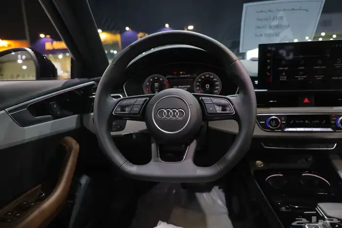 اودي A4. موديل 2025 Sline 10