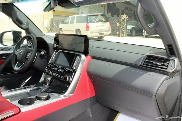 لكزس - LX600 F Sport - خليجي - 2025 6
