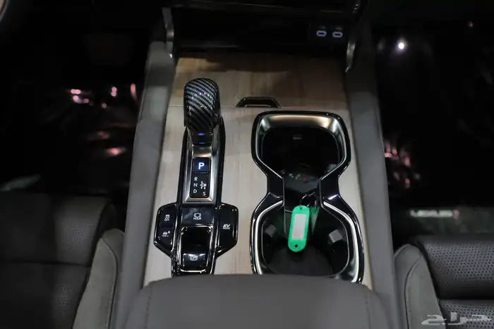 لكزس RX350 هايبرد بانوراما BH 2024 شبه الجديد 10