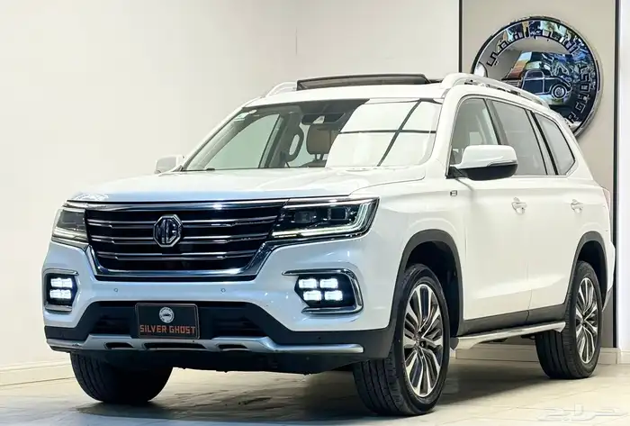 ام جي RX8 - 2020 - ثلاث صفوف - دفع رباعي 2