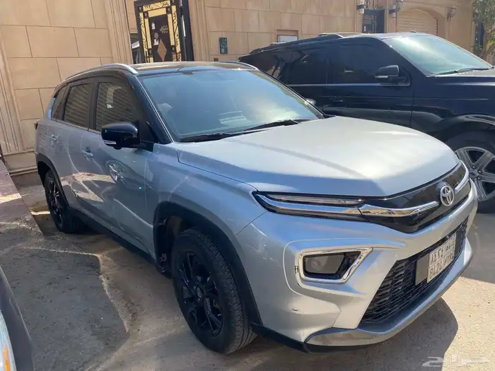 سياره تويوتا اوربن كروز 2024 فول ماشيه 17الف فقط 0