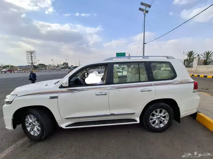 لاندركروزر 7