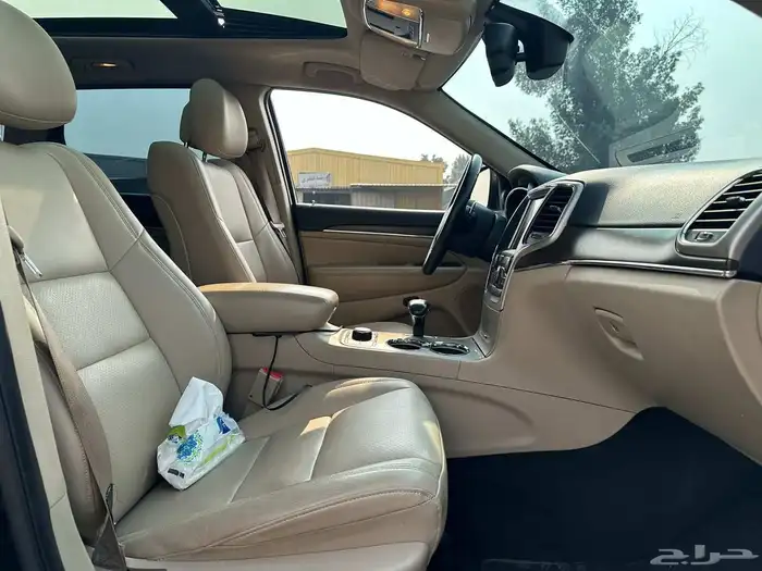 جراند شروكي 8 سلندر ليمتد 2015 8