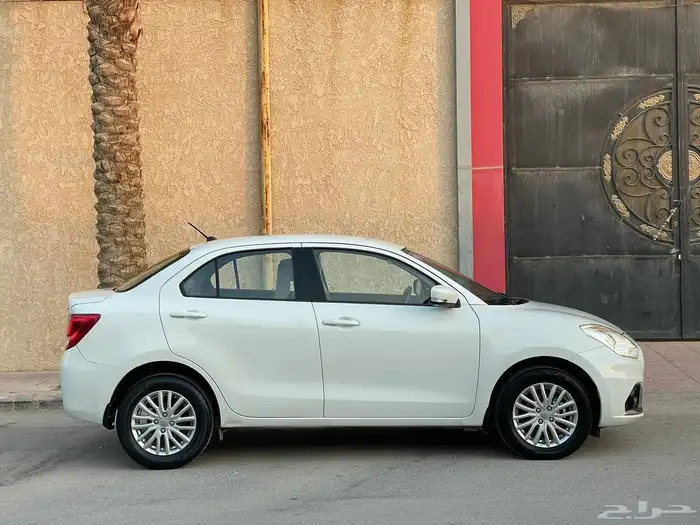 سوزوكي ديزاير 2022 نص فل نظيف جدا 4