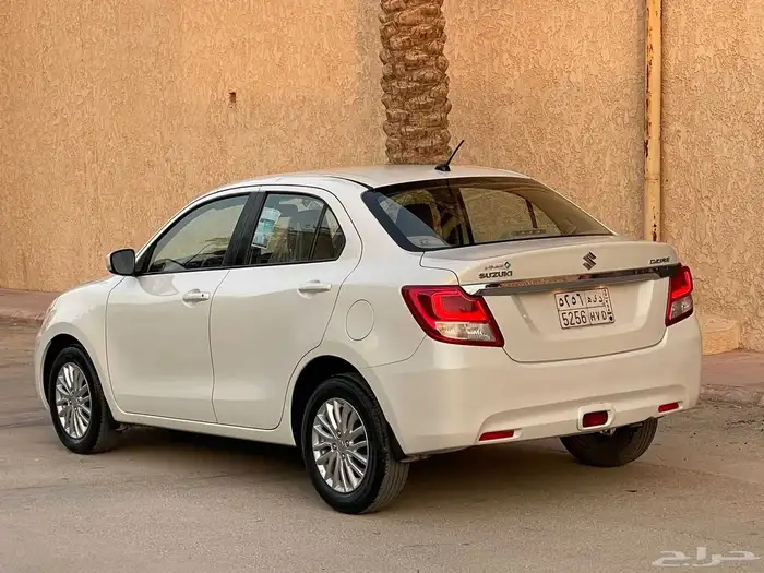 سوزوكي ديزاير 2022 نص فل نظيف جدا 8