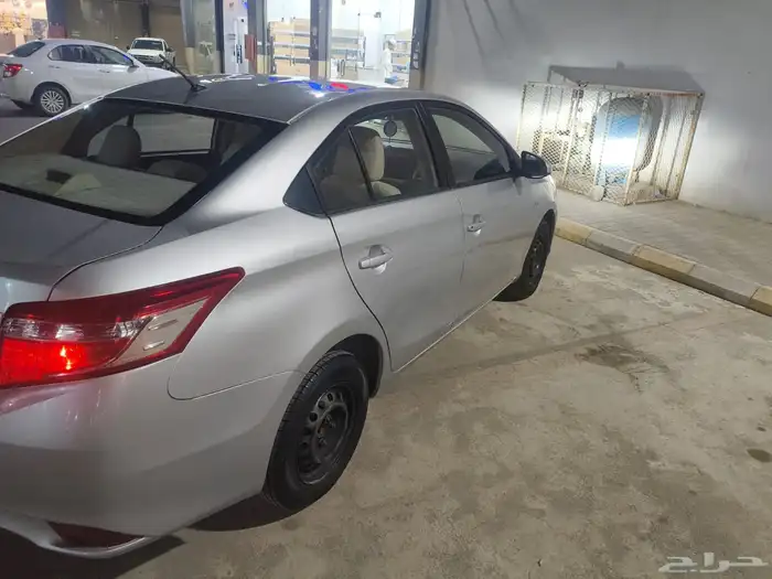 تويوتا يارس 2015 8