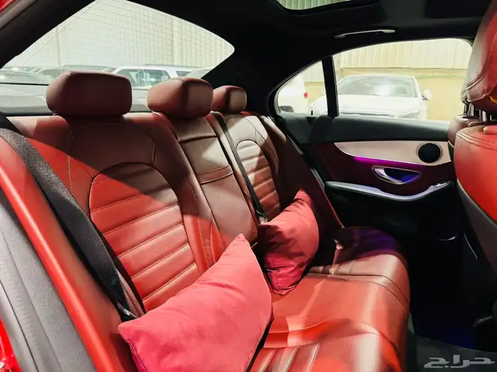 مرسيدس 2020 C200 فل (بحالة ممتازة) 9