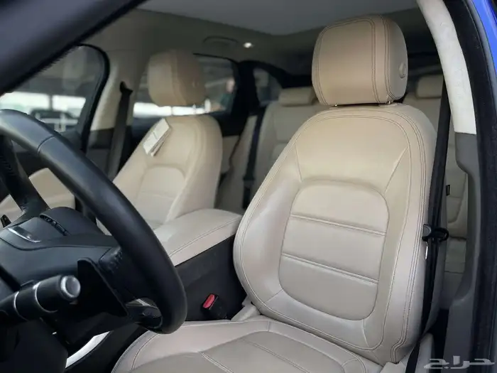 جاكور f pace 2020 7