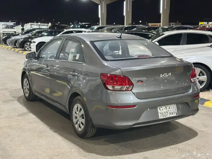 كيا بيجاس 5